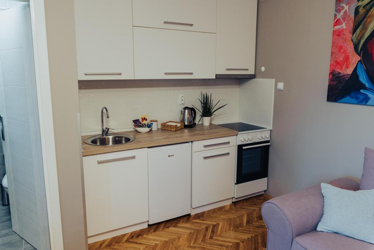 DuMalux Velvet Appartement Subotica Buitenkant foto