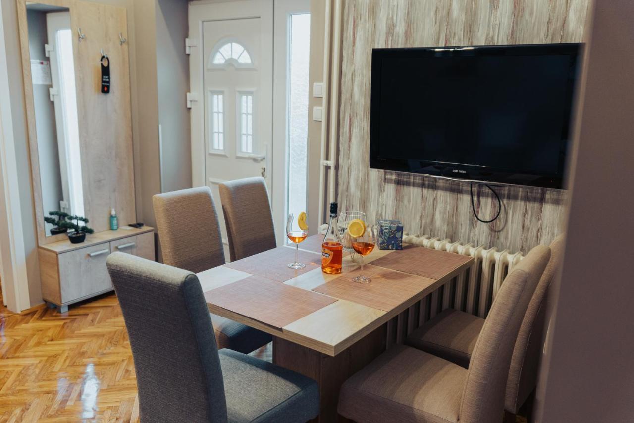 DuMalux Velvet Appartement Subotica Buitenkant foto