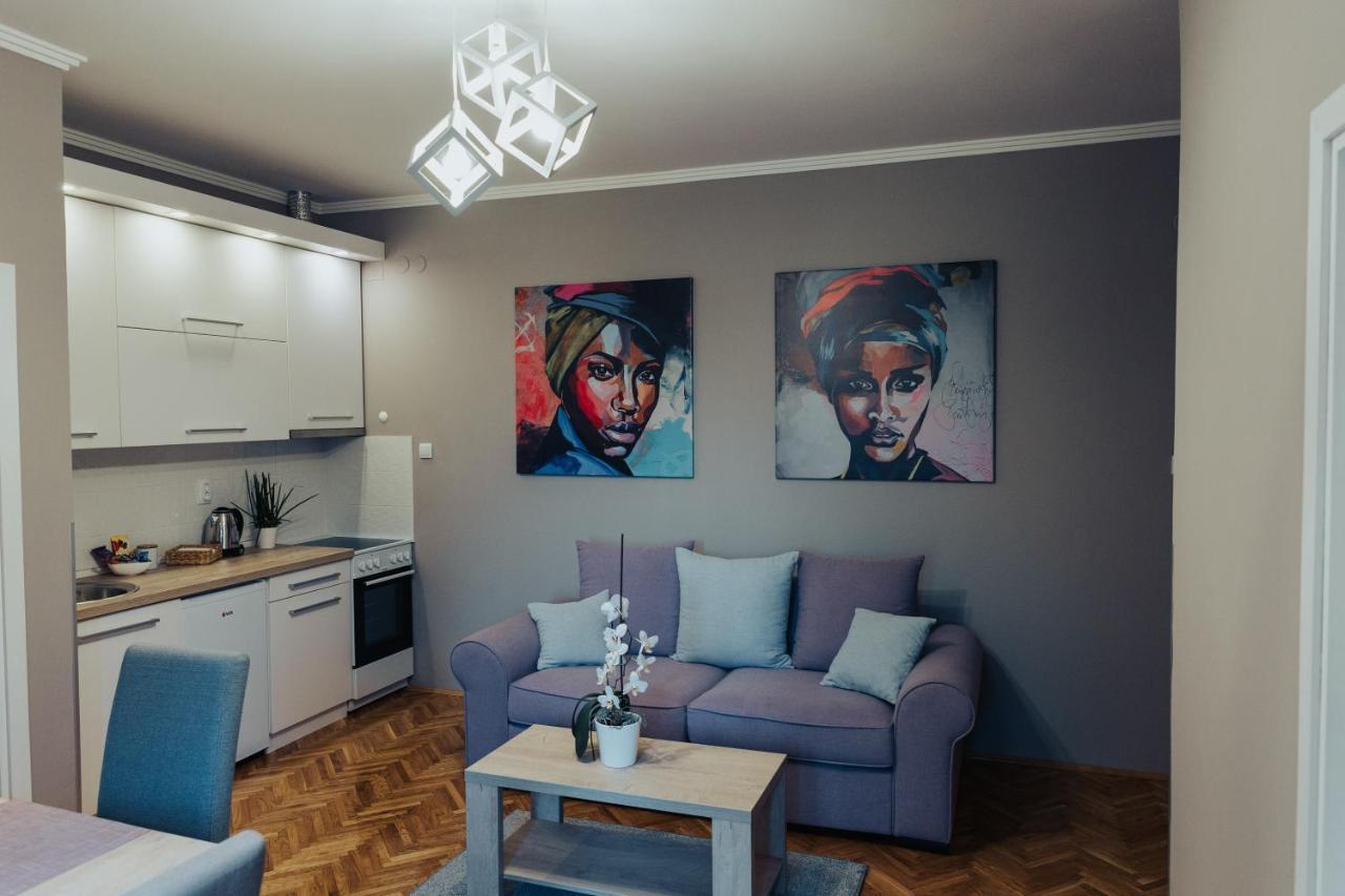 DuMalux Velvet Appartement Subotica Buitenkant foto